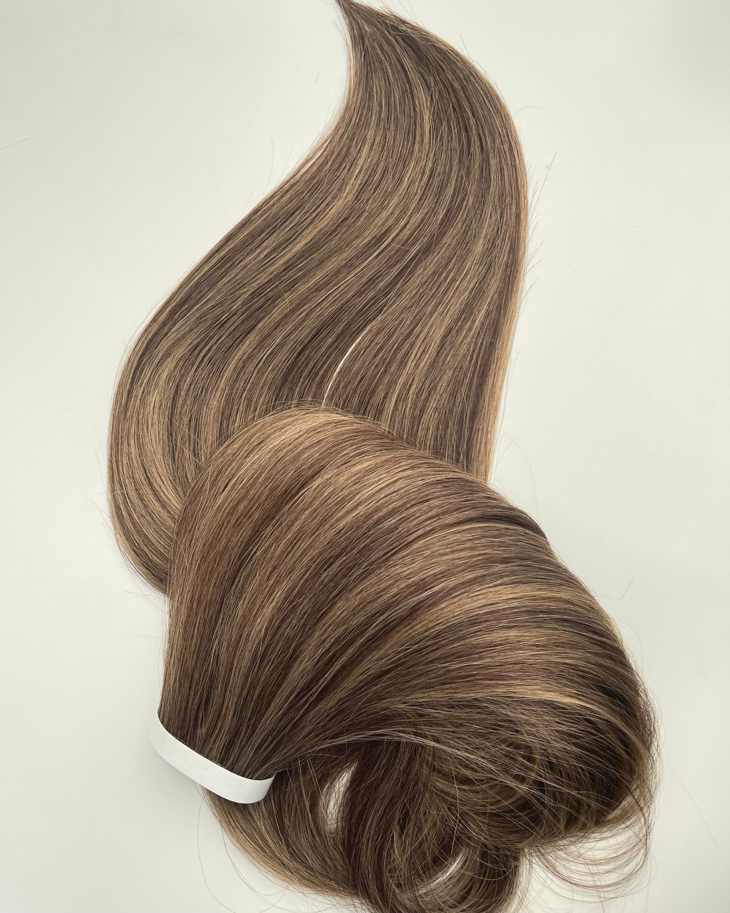 26” 210g Tape-In Weft Bio-Protein Fibre Highlighted Medium Brown